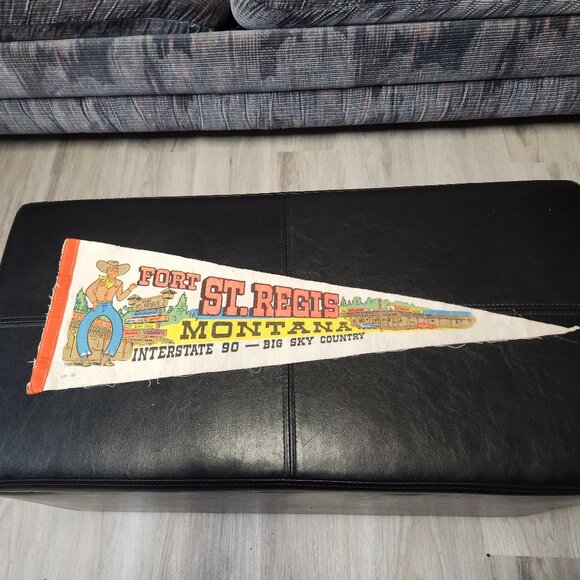 Vintage 1970s Fort St. Regis Montana Pennant – Big Sky Country Souvenir - Picture 2 of 3